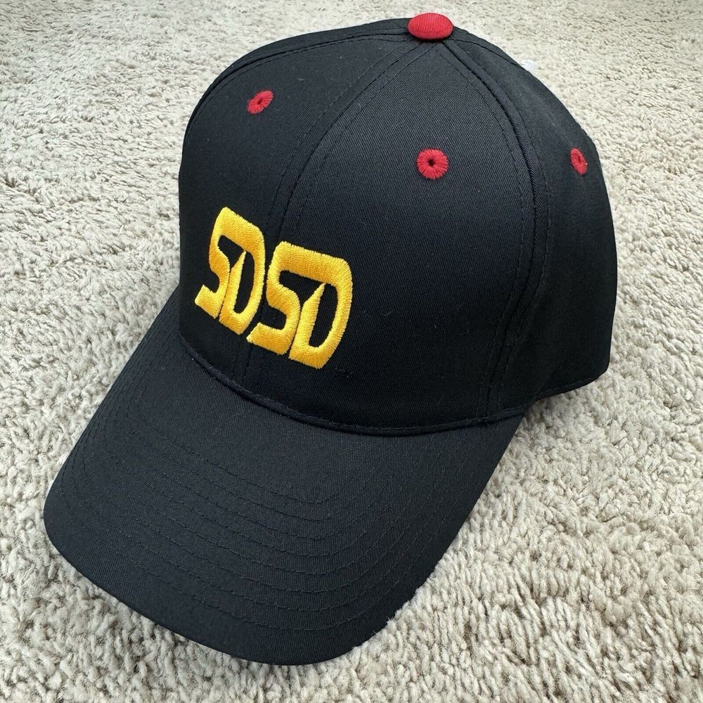 SDSD‎ NCAA Hat Captivating Headwear Adjustable Strap Black Gold Spellout Cap NWT